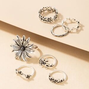*DAVINA* 7-Pc Silver x Flower Fashion Ring Set